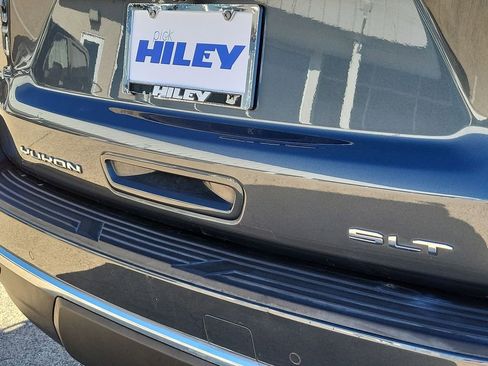 Used 2021 GMC Yukon SLT w/ SLT Luxury Plus Package image 32