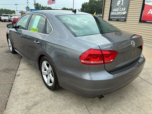Used 2015 Volkswagen Passat 1.8T Limited Edition FWD image 7