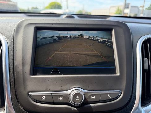 Used 2019 Chevrolet Equinox LT FWD image 22