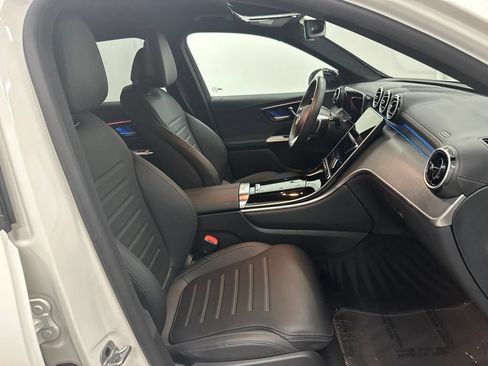 Certified 2025 Mercedes-Benz GLC 300 image 25