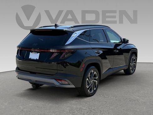 New 2026 Hyundai Tucson Limited FWD image 23