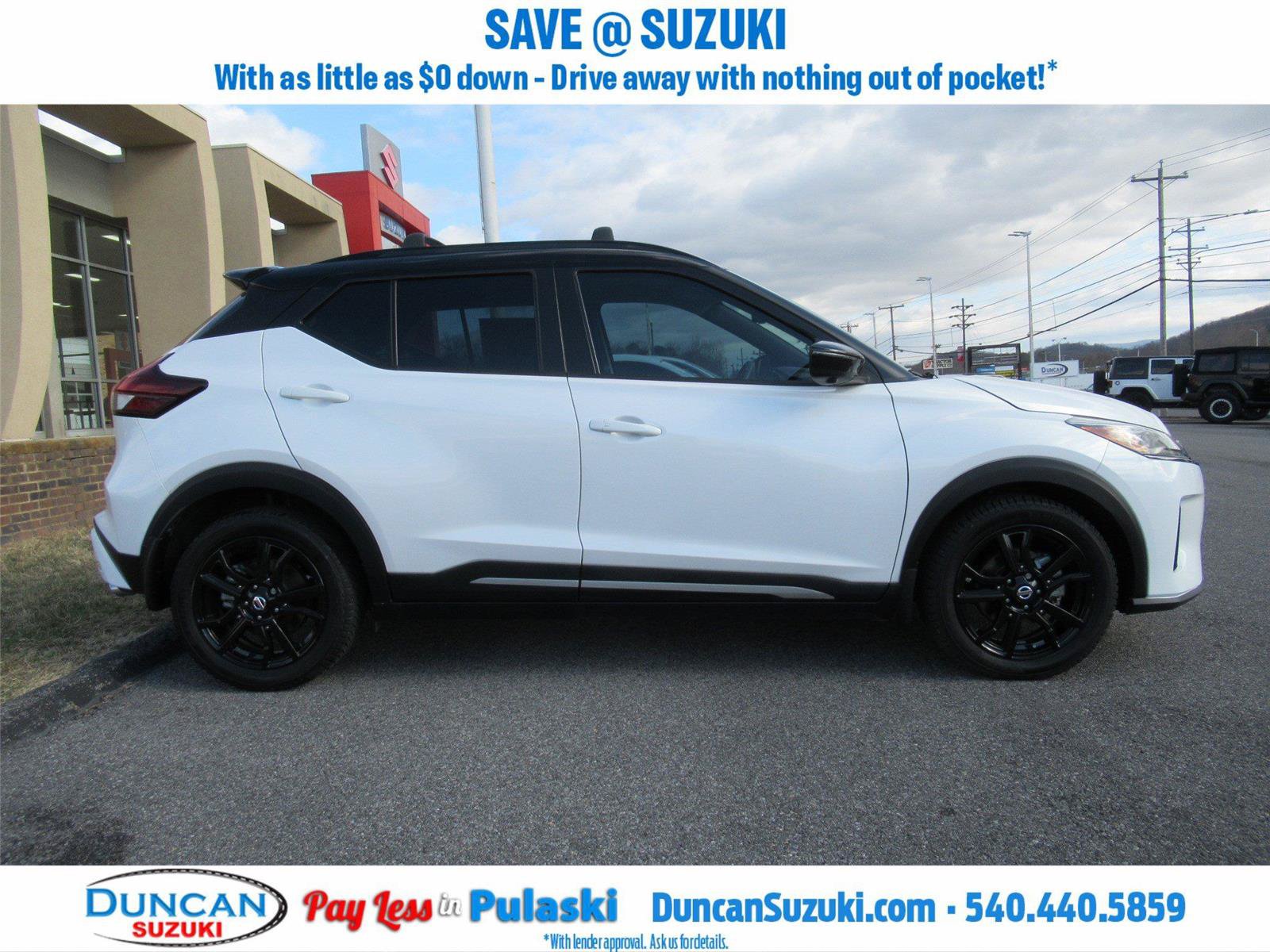 Used 2021 Nissan Kicks SR w/ SR Premium Package FWD image 8