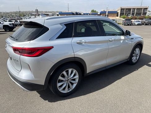 Used 2019 INFINITI QX50 Essential w/ Proactive Package FWD image 3