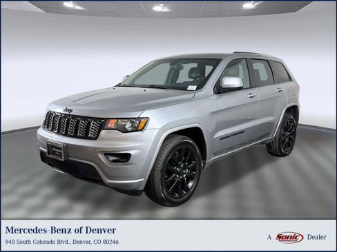 Used 2019 Jeep Grand Cherokee Altitude image 1