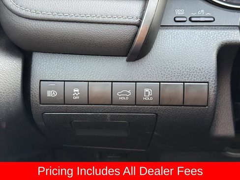 Used 2023 Toyota Camry SE FWD image 16