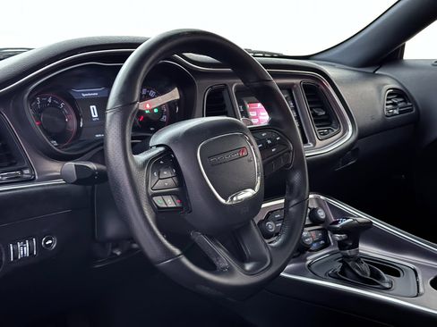 Used 2017 Dodge Challenger R/T w/ Blacktop Package image 21