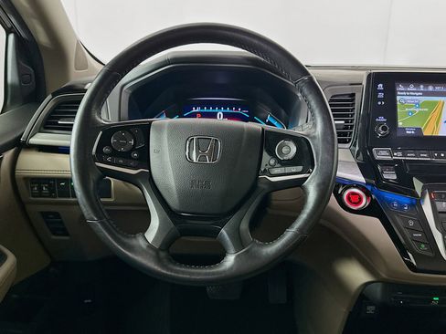 Used 2018 Honda Odyssey Elite image 17