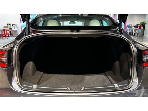 Used 2023 Tesla Model 3 Standard Range image 13