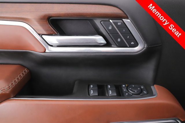Used 2025 GMC Sierra 3500 Denali Ultimate AWD/4WD image 21
