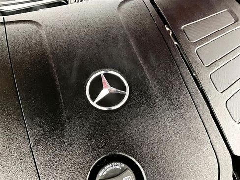 Certified 2024 Mercedes-Benz GLC 300 image 30