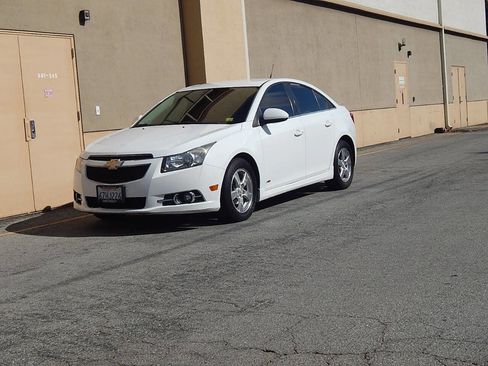 Used 2013 Chevrolet Cruze LT w/ RS Package image 8