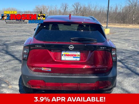 New 2025 Nissan Kicks SR image 4