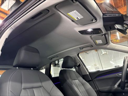 Used 2025 Audi Q5 Premium w/ Convenience Package AWD/4WD image 23