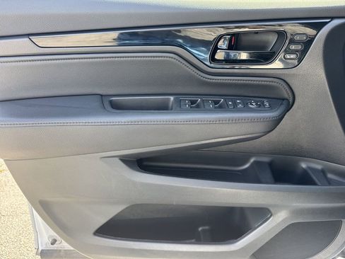 Used 2024 Honda Odyssey Touring image 10