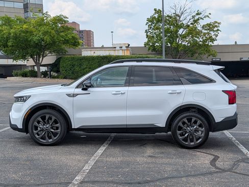 Certified 2023 Kia Sorento SX Prestige AWD/4WD image 4