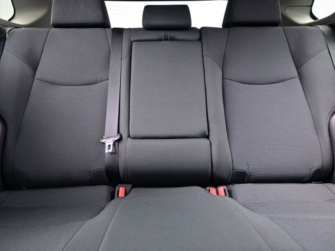 Used 2022 Toyota RAV4 LE AWD/4WD image 15