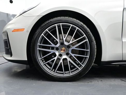 New 2026 Porsche Panamera RWD image 6