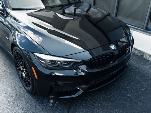 Used 2018 BMW M3 CS RWD image 5