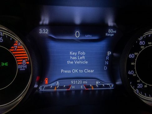 Used 2022 Jeep Cherokee Limited image 17