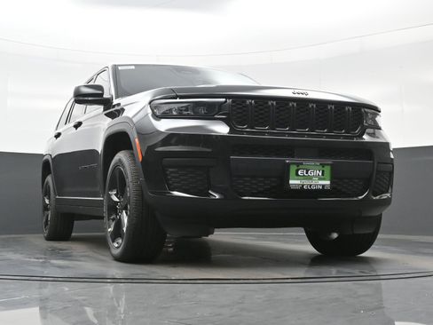New 2025 Jeep Grand Cherokee L Altitude image 18