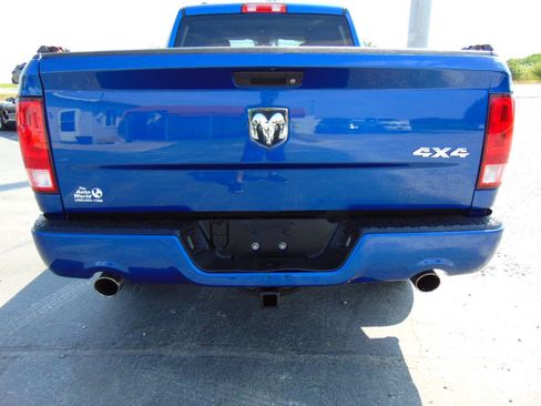 Used 2017 RAM 1500 Express w/ Express Value Package AWD/4WD image 8