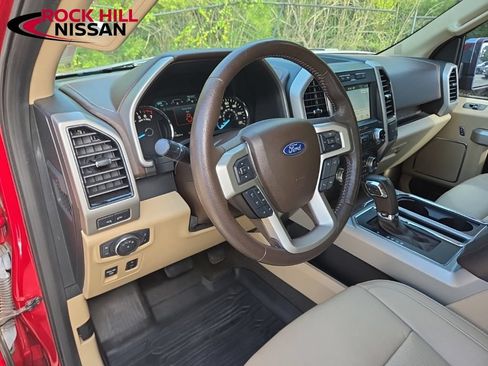 Used 2019 Ford F150 Lariat w/ Equipment Group 502A Luxury AWD/4WD image 14