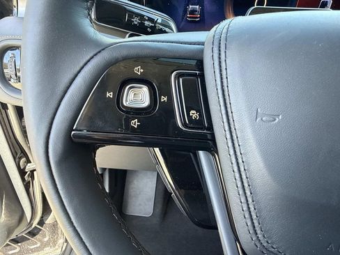 New 2026 Lincoln Aviator AWD image 31