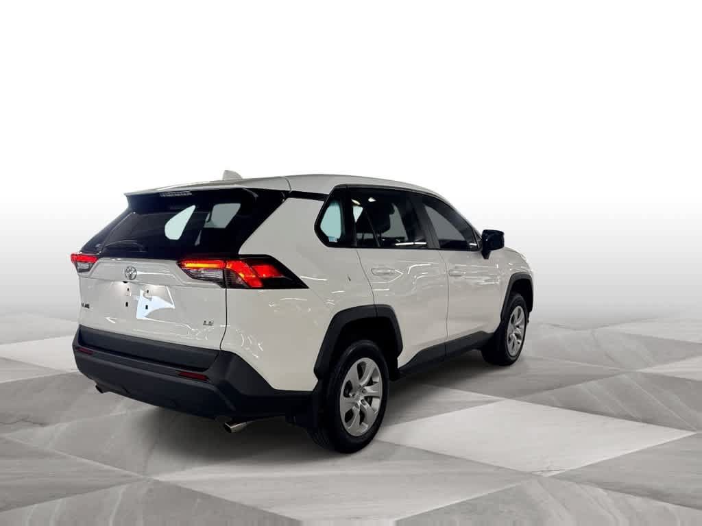 Used 2025 Toyota RAV4 LE FWD image 8