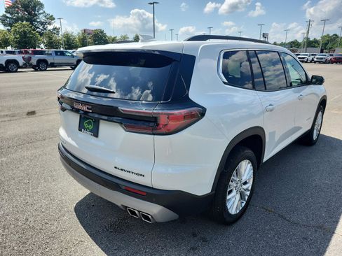 Certified 2024 GMC Acadia Elevation w/ Luxury Package FWD image 3