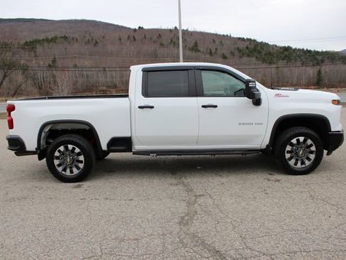 Used 2024 Chevrolet Silverado 2500 Custom w/ Custom Value Package image 52