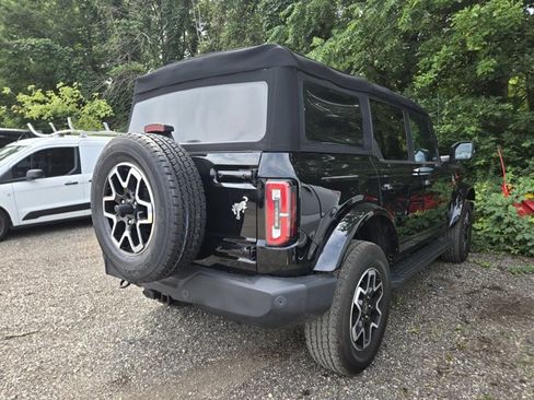 Used 2023 Ford Bronco Outer Banks AWD/4WD image 4