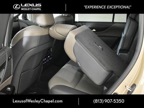Used 2025 Lexus LX 700h Overtrail image 21