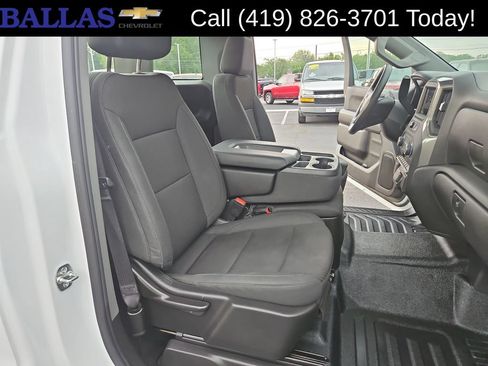Certified 2025 Chevrolet Silverado 1500 W/T RWD image 28