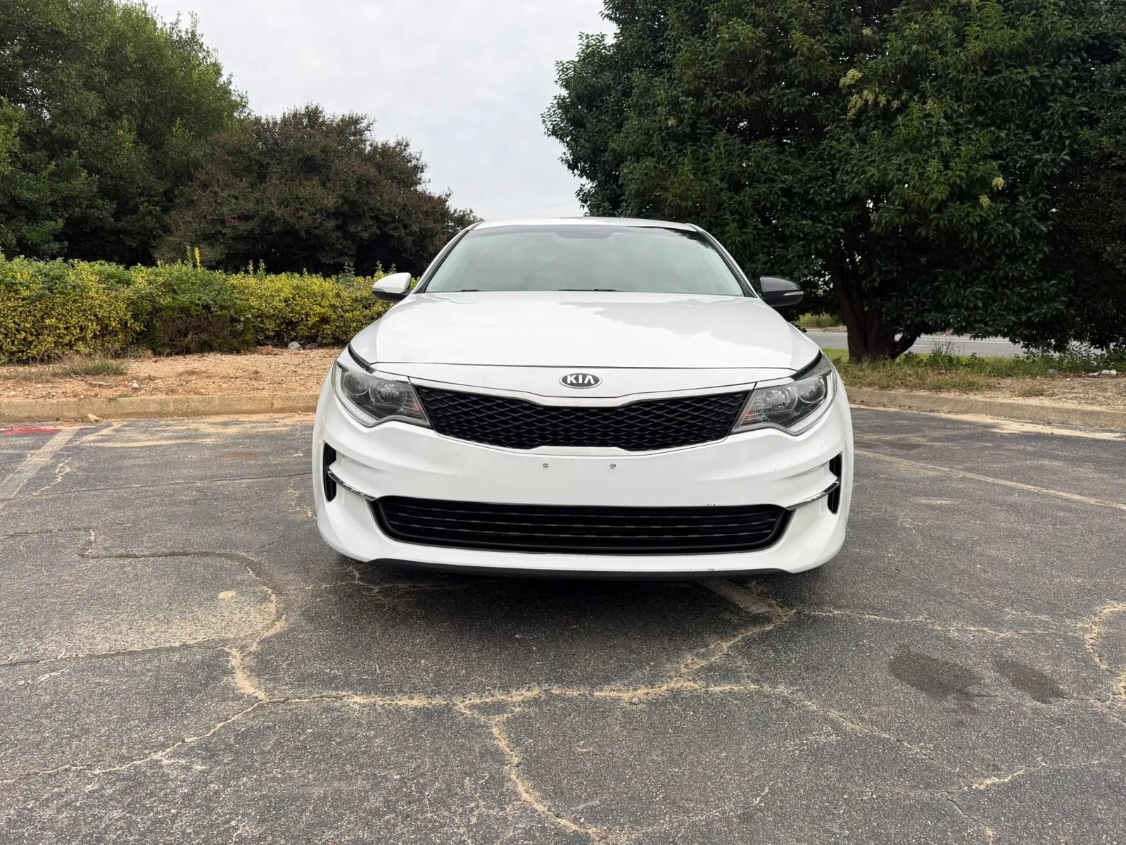 Used 2018 Kia Optima LX FWD image 3