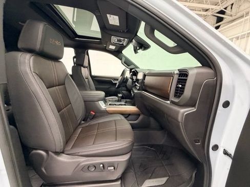 Used 2026 Chevrolet Silverado 1500 High Country AWD/4WD image 29