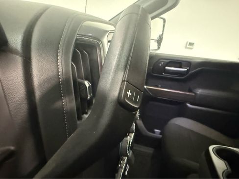 Used 2022 Chevrolet Silverado 2500 LT w/ Convenience Package AWD/4WD image 25