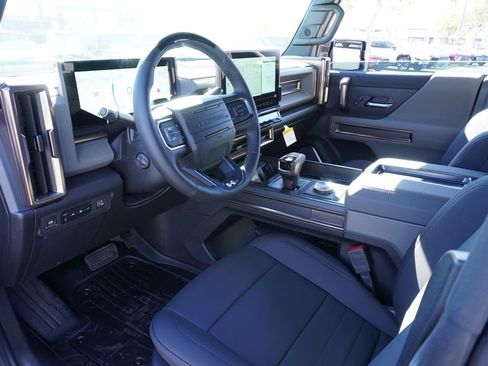 New 2025 GMC Hummer EV 2X image 16