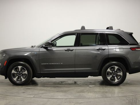 Used 2022 Jeep Grand Cherokee Limited 4xe image 5