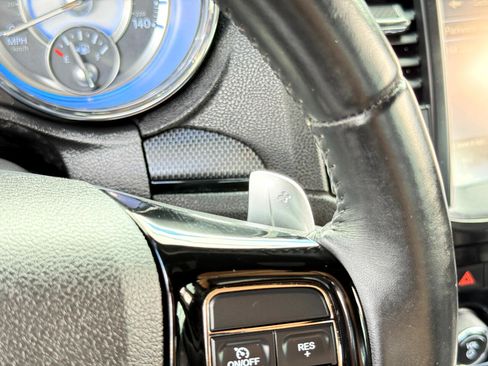 Used 2013 Chrysler 300 S image 69