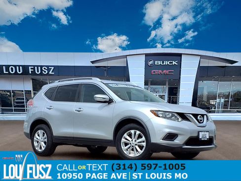 Used 2016 Nissan Rogue SV AWD/4WD image 1