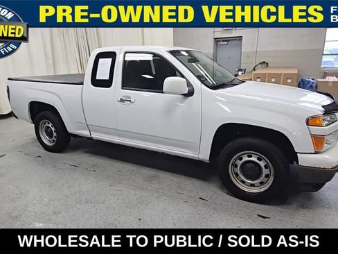 Used 2010 Chevrolet Colorado W/T RWD image 2