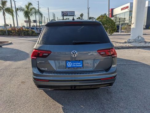 Certified 2021 Volkswagen Tiguan SE R-Line image 7
