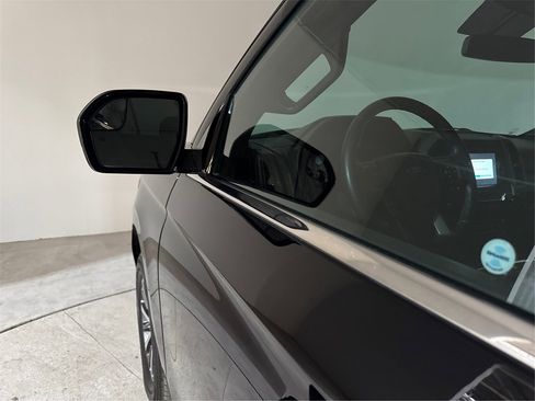 Used 2019 Ford Expedition Max XLT image 19