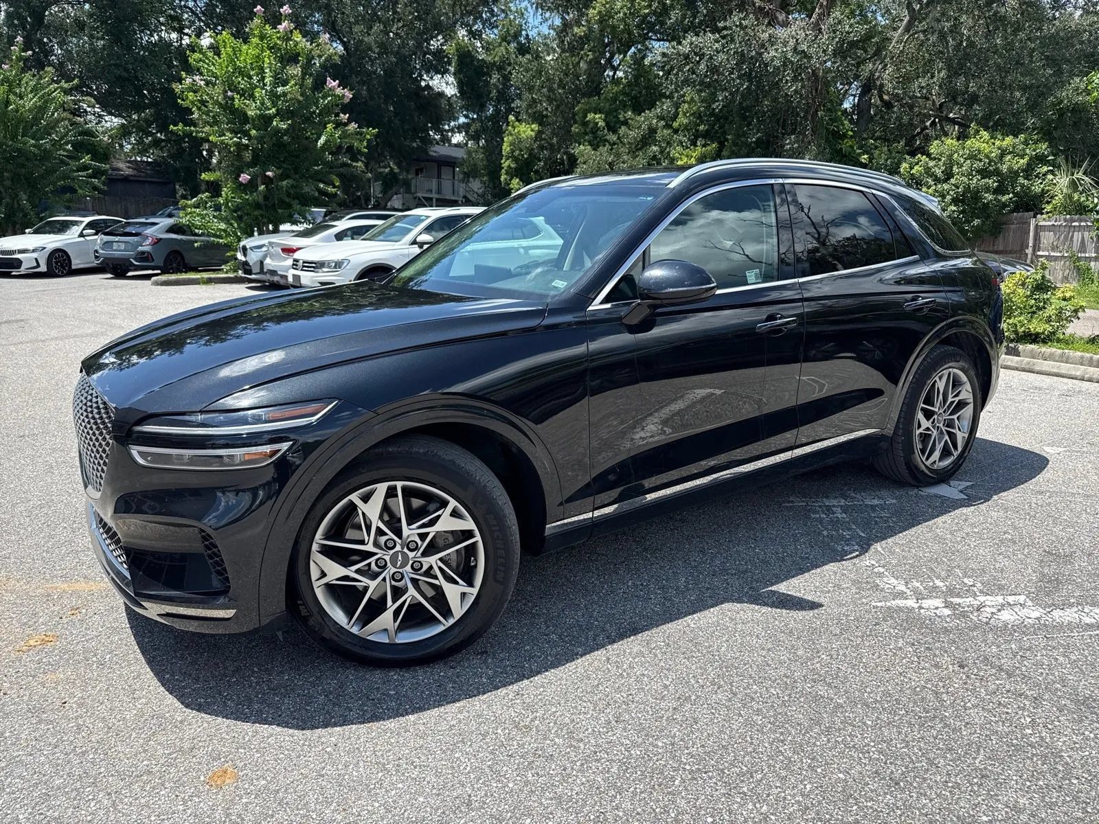 Used 2025 Genesis GV70 2.5T AWD/4WD image 3
