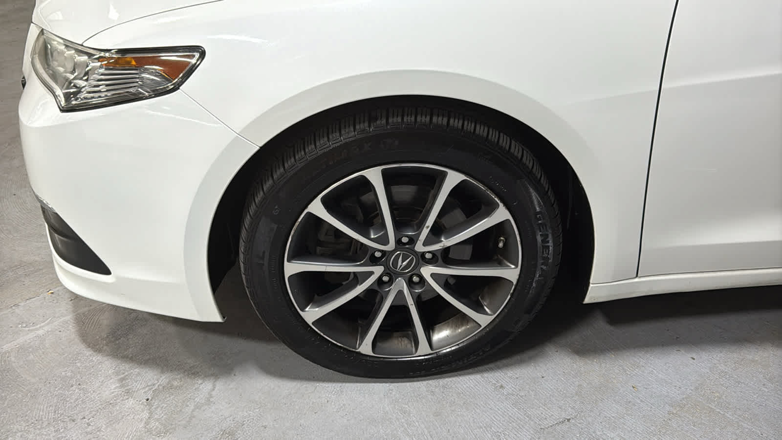 Used 2016 Acura TLX w/ Technology Package AWD/4WD image 8