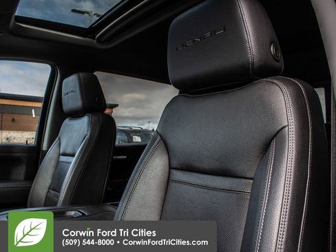 Used 2021 GMC Sierra 1500 Denali w/ Denali Ultimate Package image 19