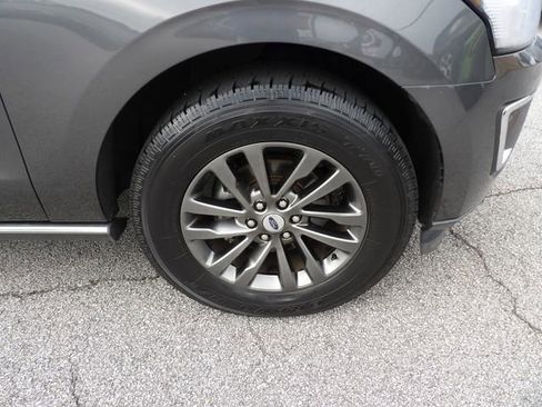 Certified 2020 Ford Expedition Max Limited image 9