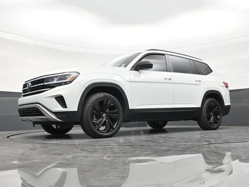 Used 2022 Volkswagen Atlas SE FWD image 19