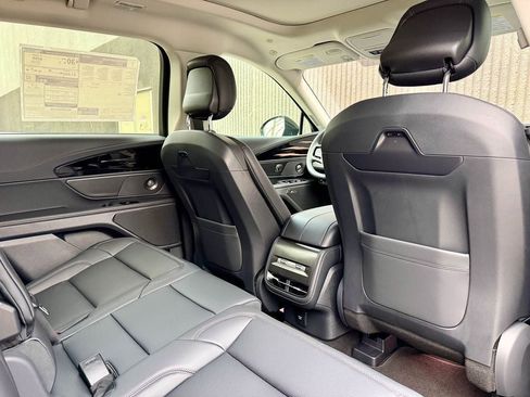 New 2026 Lincoln Nautilus Premier w/ Equipment Group 102A image 22