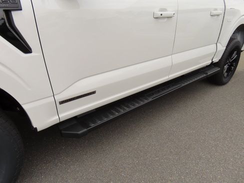 New 2025 Ford F150 Lariat w/ Equipment Group 502A High image 8